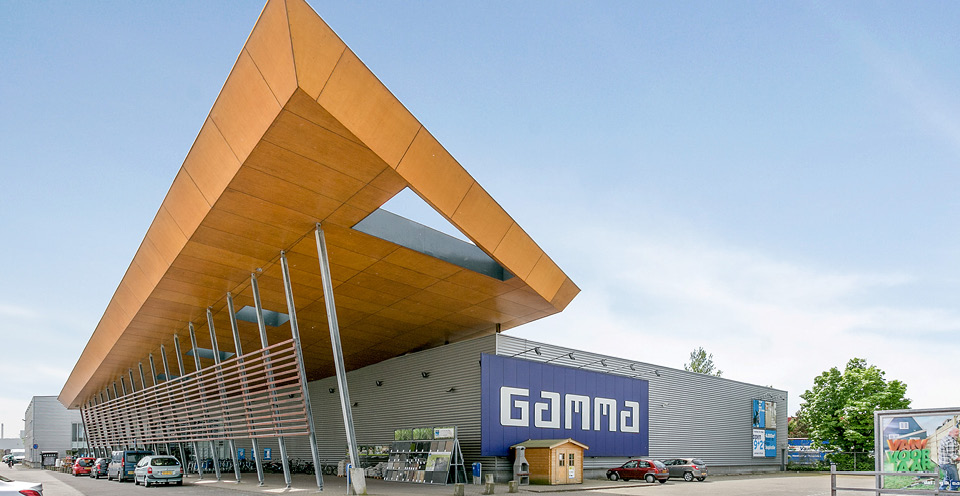 Outside Intergamma retail property in the Netherlands, after acquisition of existing leases and financial investment by W. P. Carey (WPC)