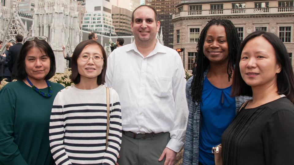 employee-timeline-photo-with-five-people